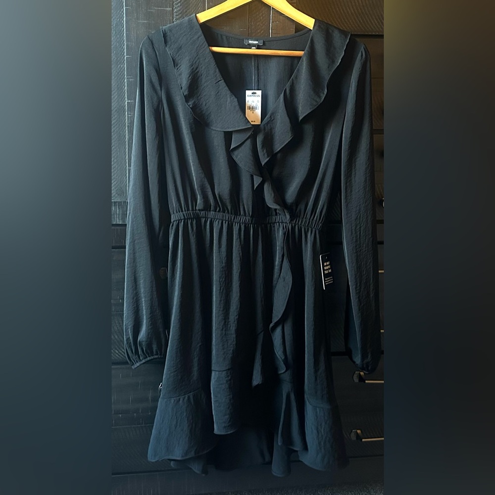 Express | Black Silky Long Sleeve Ruffle Dress S NWT COPY - Picture 8 of 17